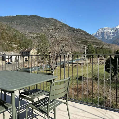 Borda Mondarruego Broto