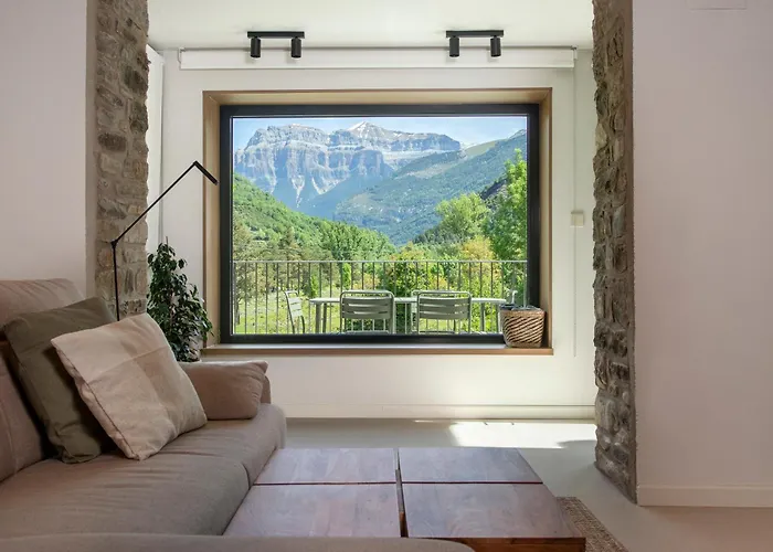 Borda Mondarruego Broto